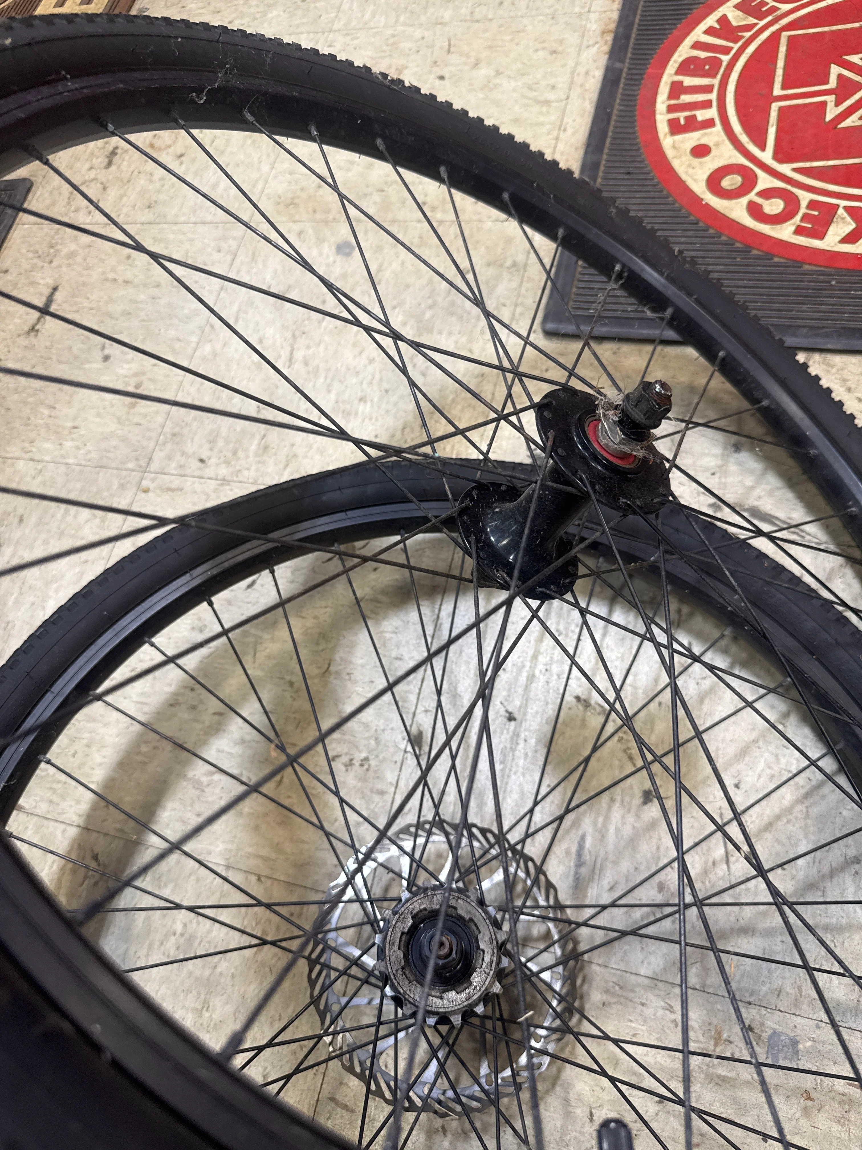 Framed 26” wheelset sealed - Image 3