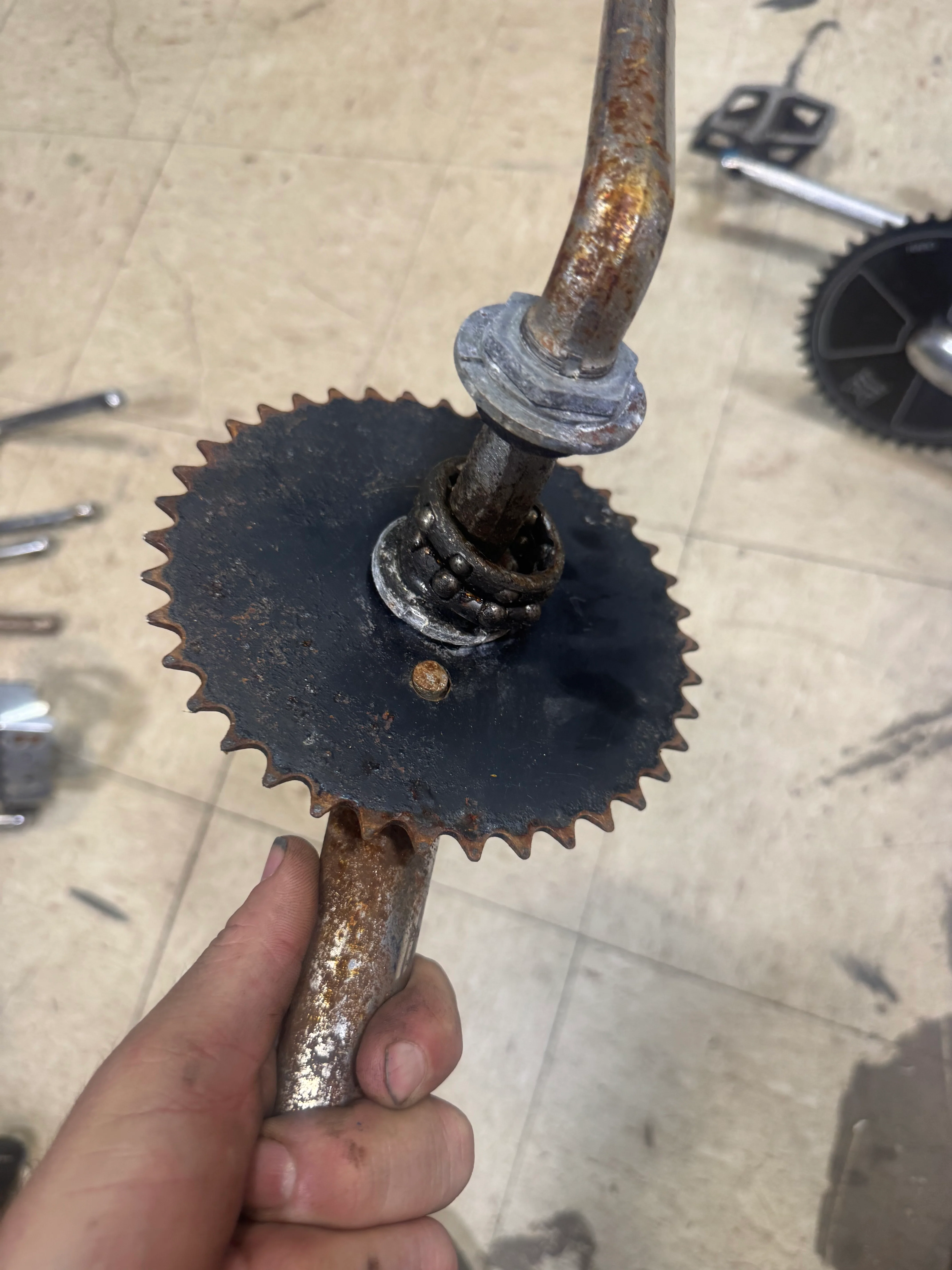 Gt 1pc cranks rusty sprocket - Image 2