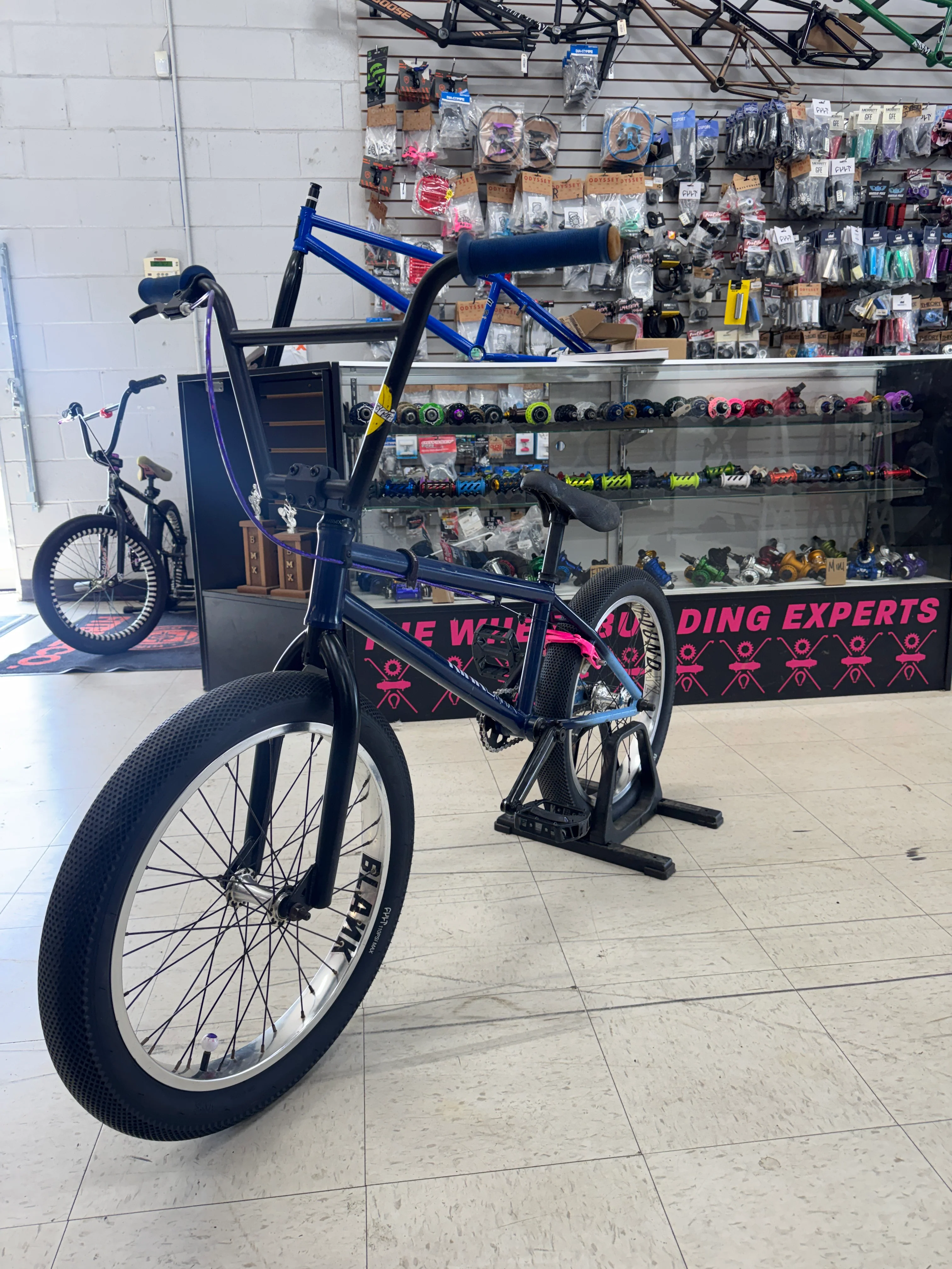 Kink launch bmx bike - Image 4