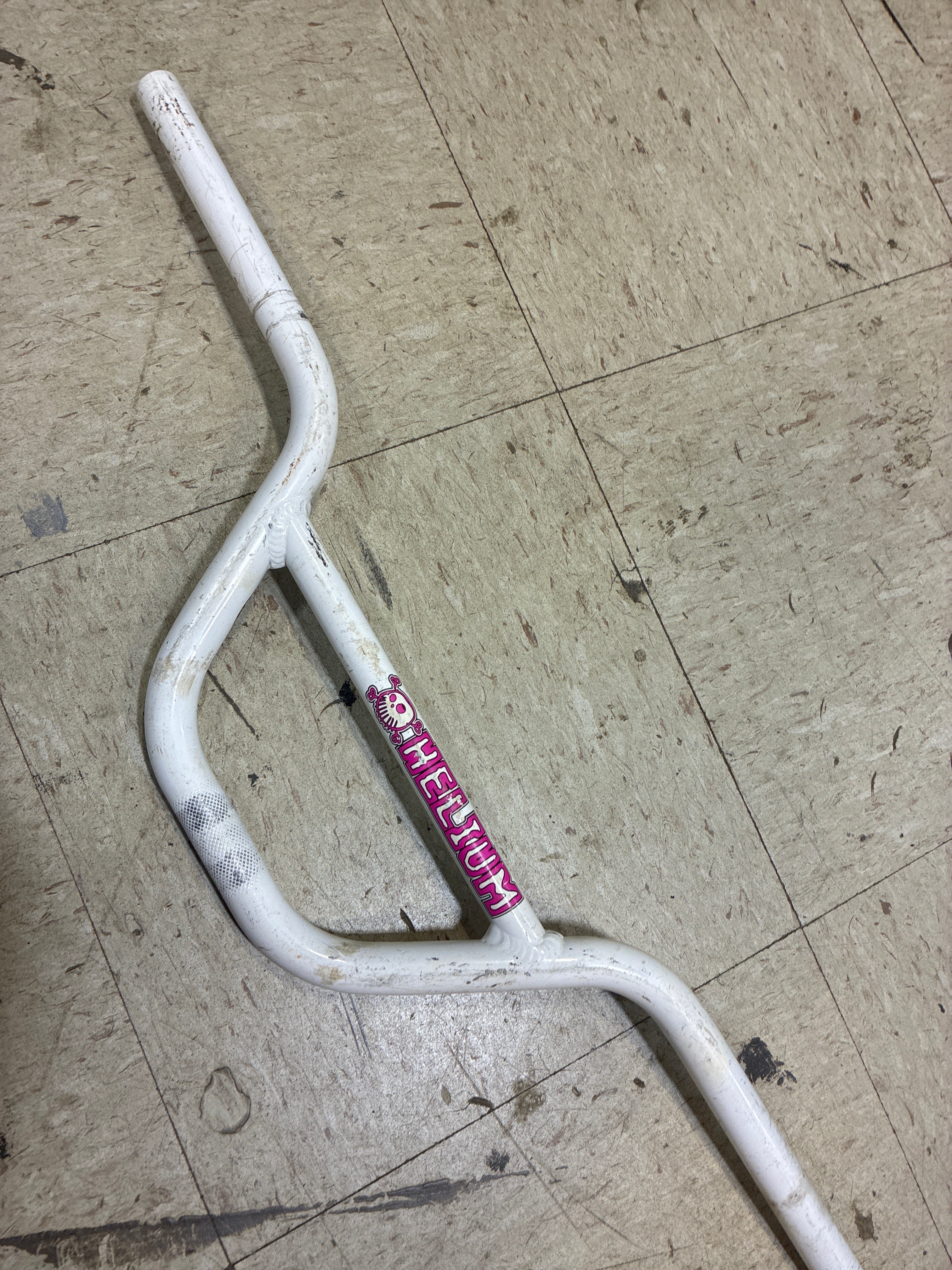 morphine helium 5.5 bars white - Image 3