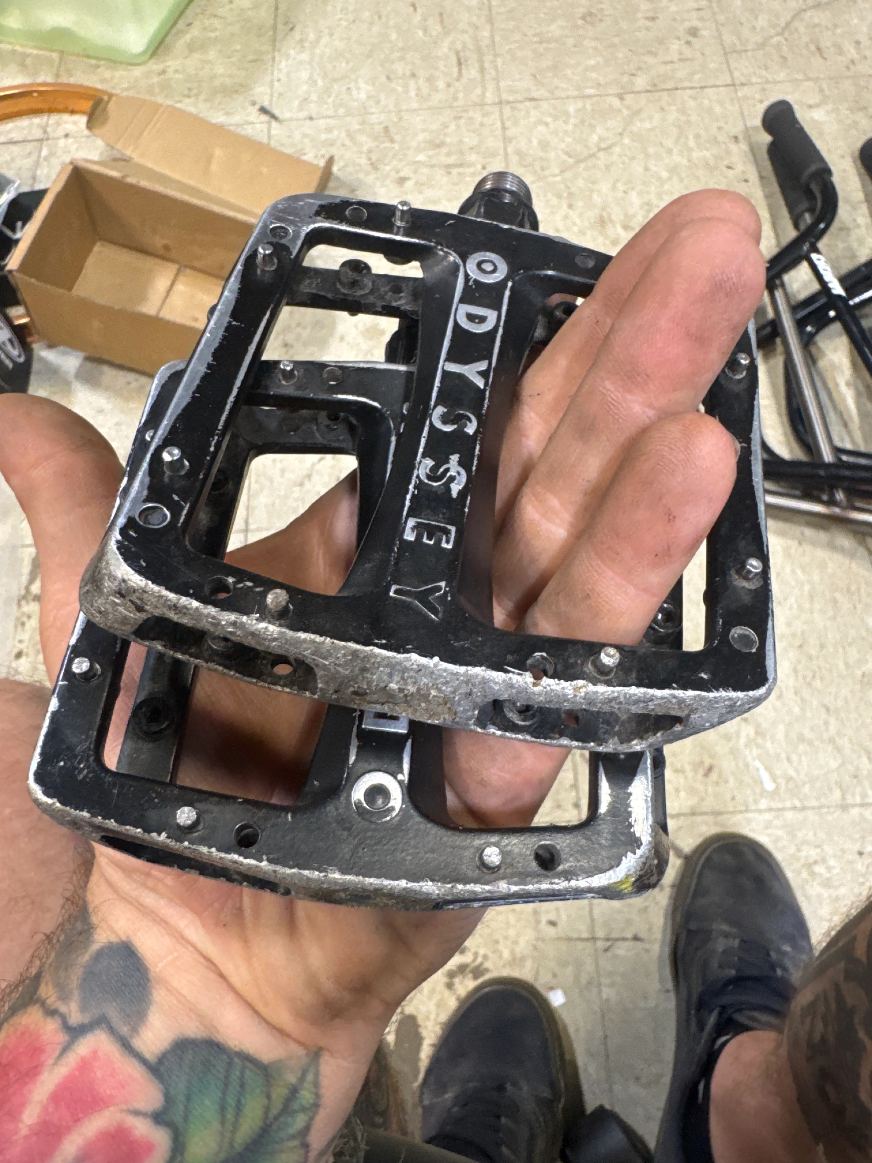 Odyssey Dugan alloy pedal black rougher - Image 2